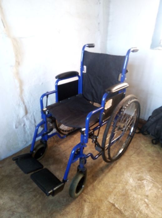 Коляска инвалидная