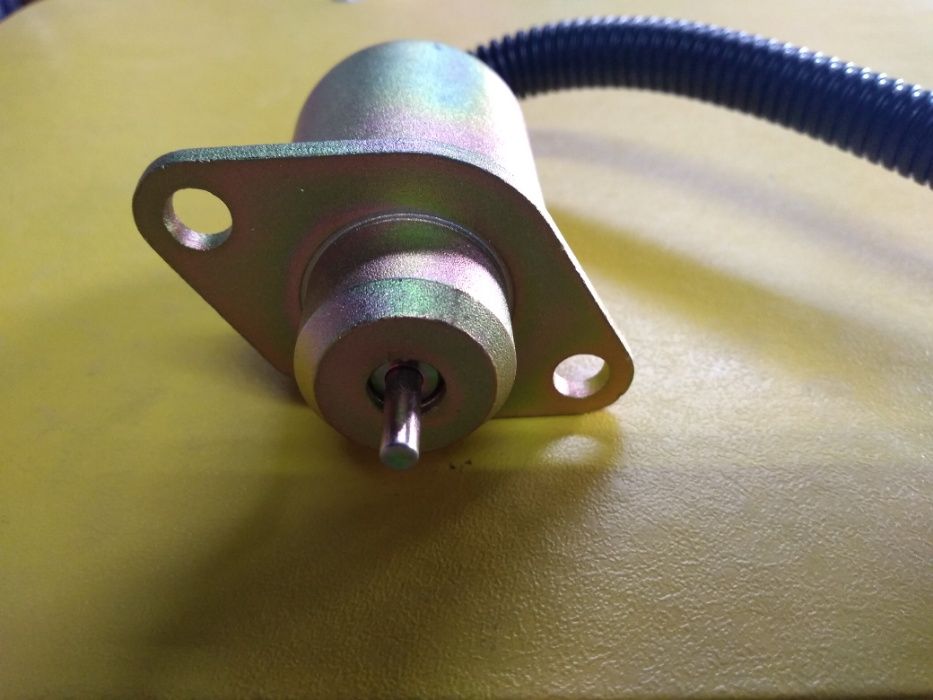 Стоп клапан , соленоид за мини багер Kubota , Gehl , Komatsu и др.