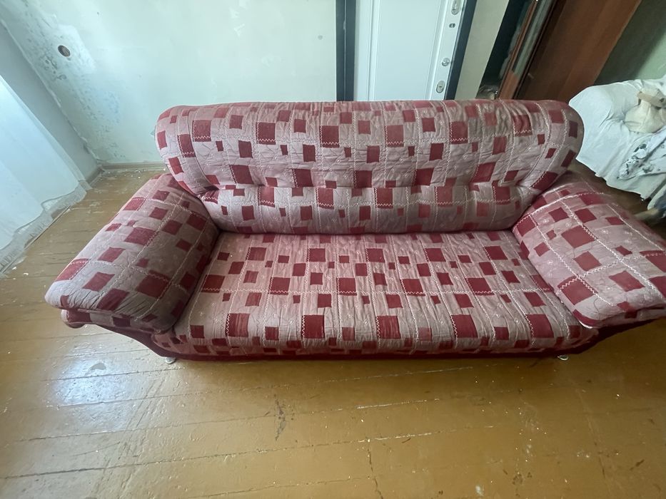 Продам 3-2-1 два дивана и кресло