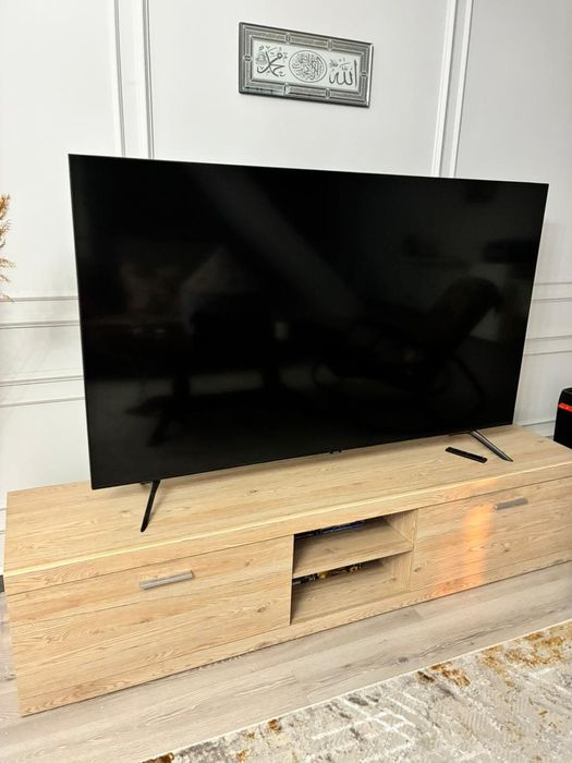 Телевизор Самсунг, 75 дюймов