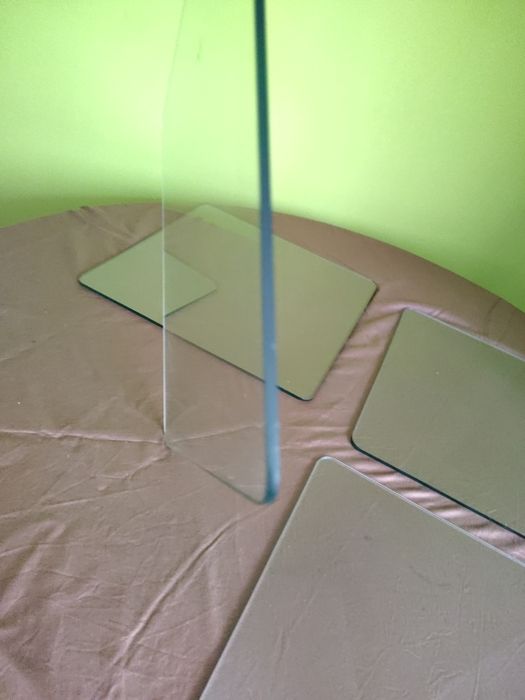 Sticle transparente 4 bucăți pătrate/ Oradea