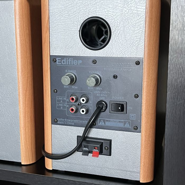 Активные колонки Edifier R1000TCN