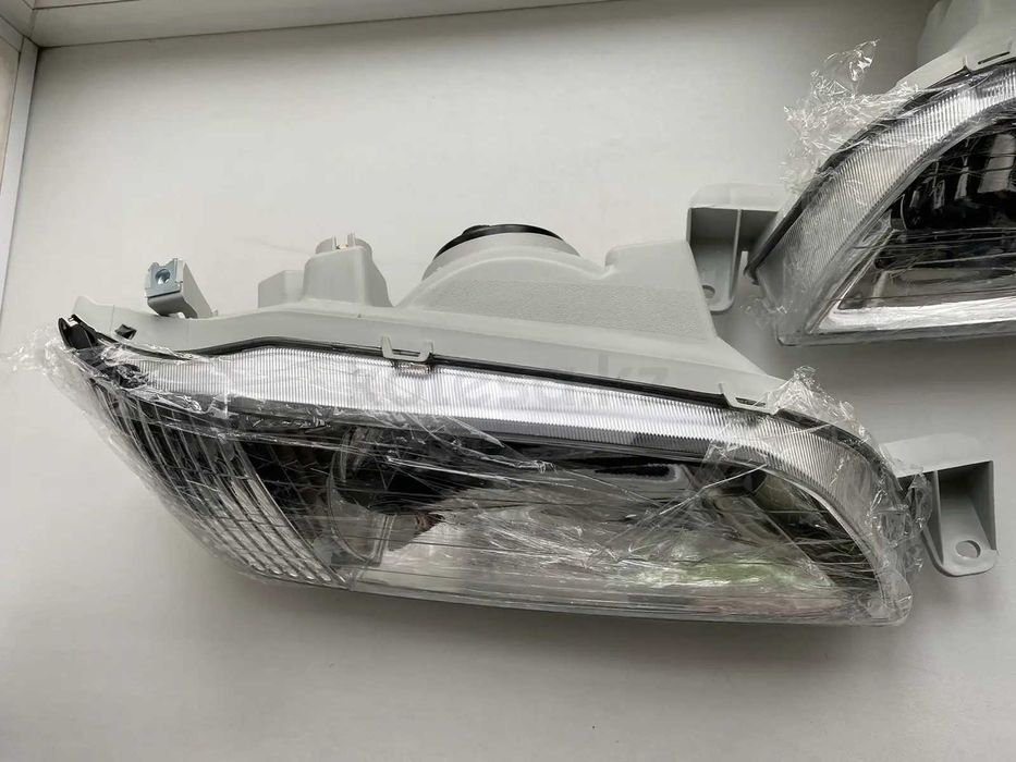 Фары Toyota Camry SV40