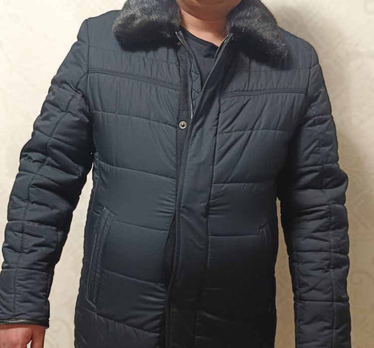 Продам зимнию куртку