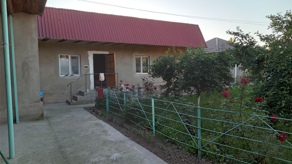 Продаётся участок и дом 15 соток