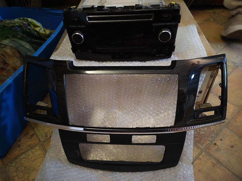 Магнитола от Тойота Фортунер