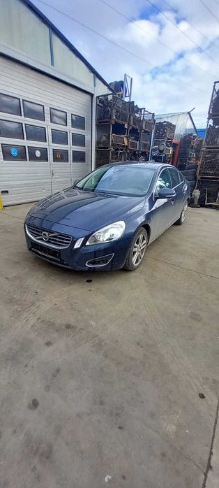 volvo s60 motor 2.4  an 2011 Dezmembrez/Dezmembram