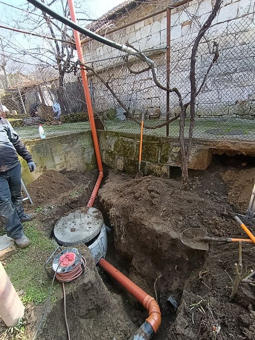 Копаене на Септични Ями,Полагане на Бетони