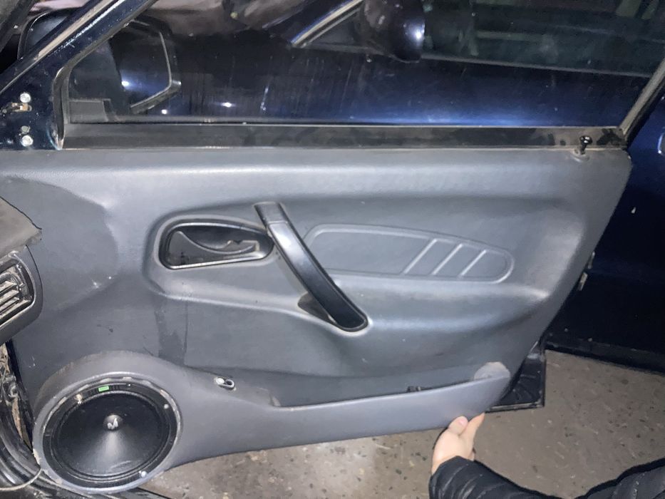 Обшивка , подиум , подюм дверные карты продается