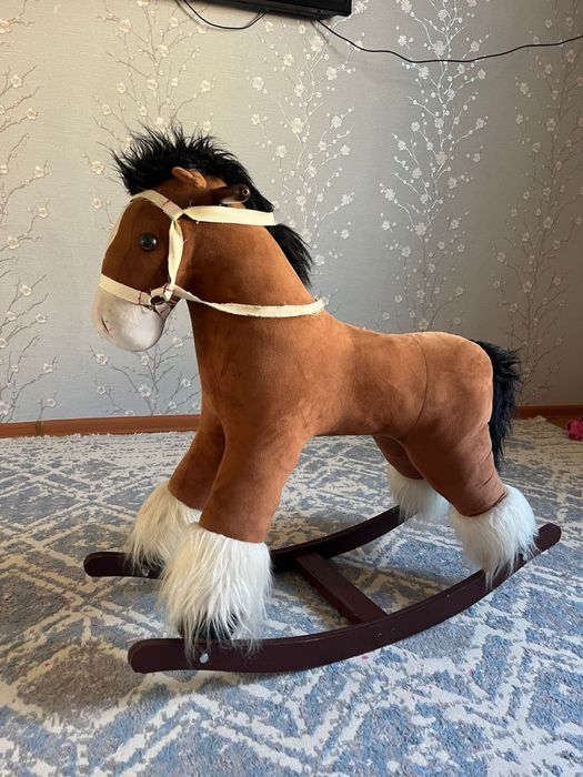 Игрушка ат сатылады