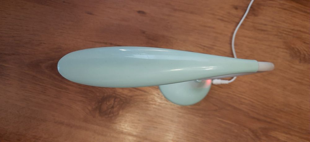 Lampa reglabila cu 18 LED-uri USB si senzor tactil ,Nou!