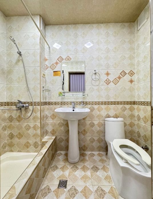 Huvaydo  zafarobod 3/2/5 mebel tehnika