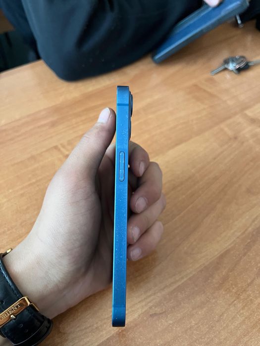 Айфон 13  128гб