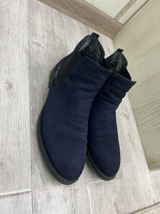 Мужские ботинки б/у  кожа замшевая размер 43 в отличном состоянии