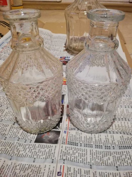 Стъклени гарафи от соца, здрави, без капачета