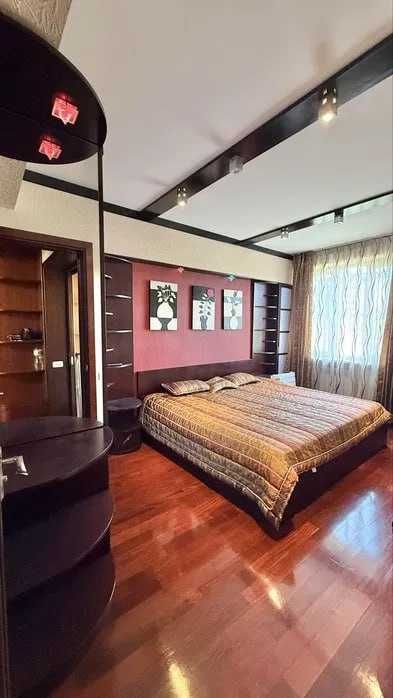 Сдаётся квартира Ц-6 3/3/5 на Юнусабадский