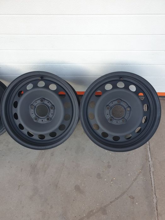 Оригинални железни джанти за BMW R16 5x120 ET34 7J