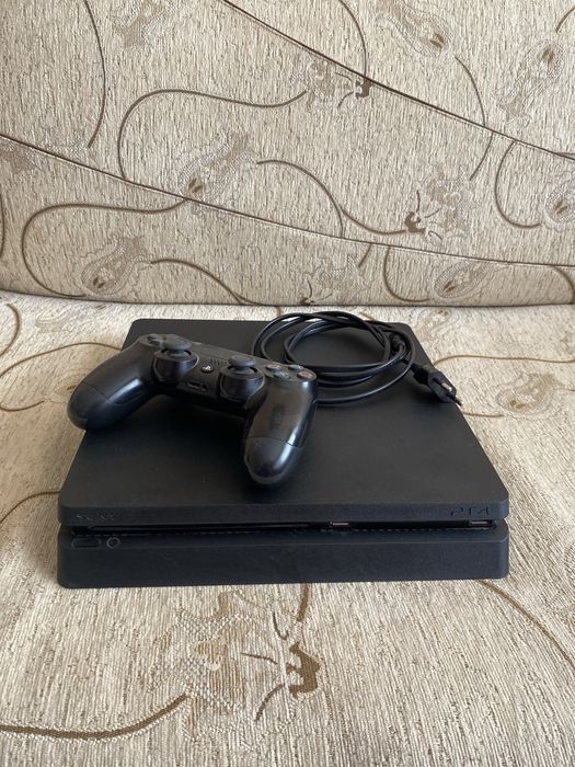 Playstation 4 Slim