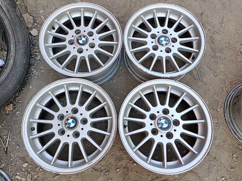 Продам оригинальные легкосплавные диски 32 стиль на автомашину BMW 3