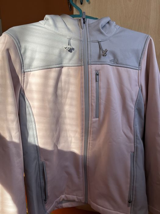 Чисто ново яке в сив/розов цвят
