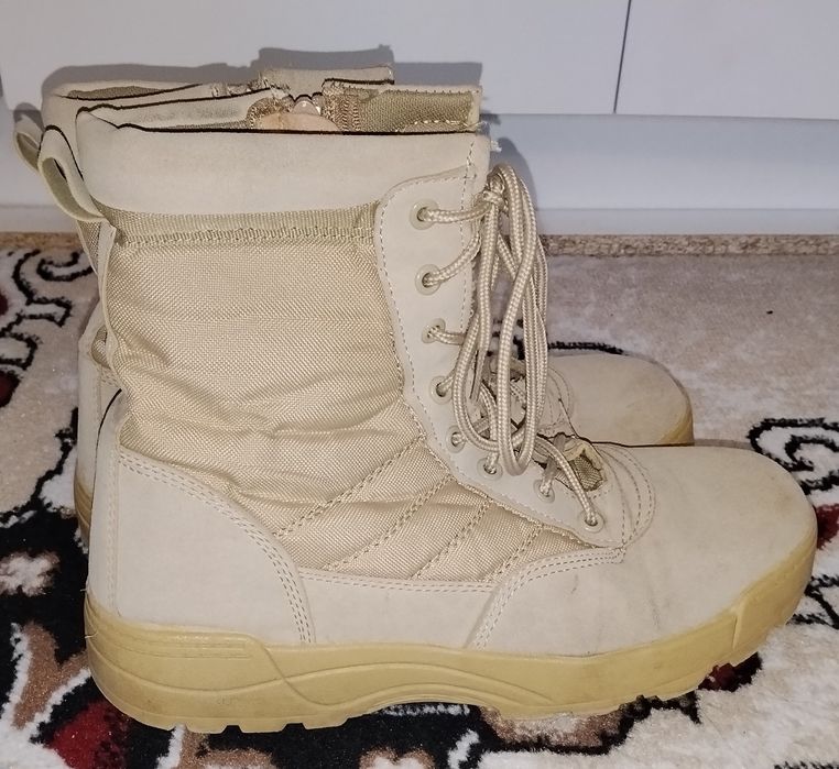 Берцы военные 43–44 (45 по маркировке) |