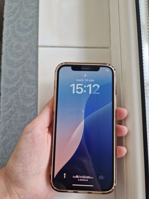 Vând IPHONE 12, 128 GB, în stare foarte bună