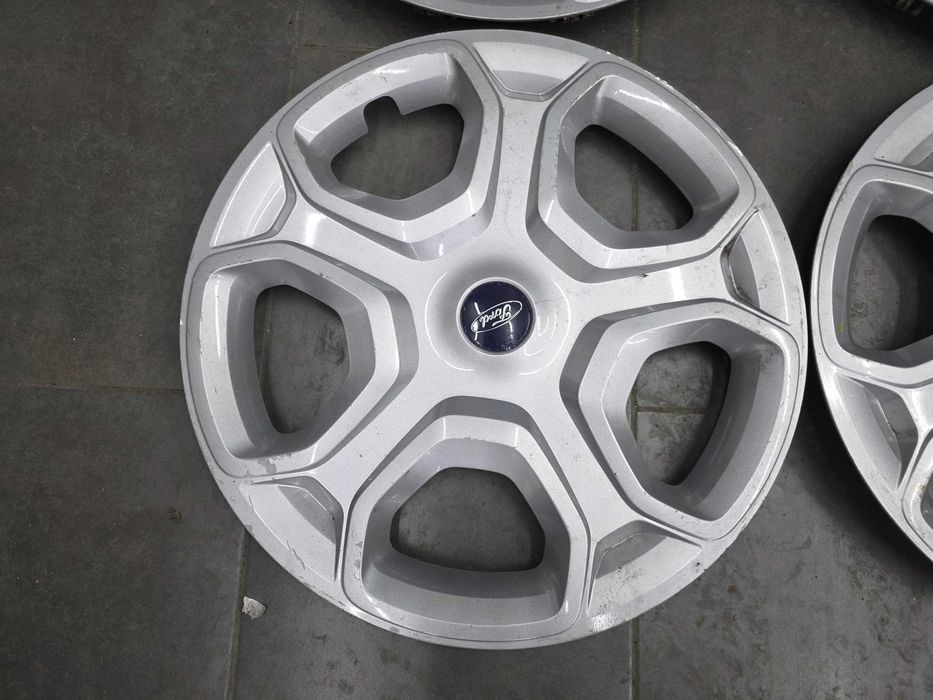 Тасове 17 - Ford