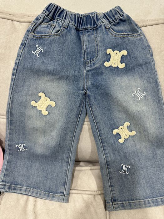 Продам в хорошем состоянии джинсы и кофточки