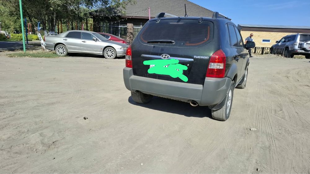 Продам машину Hyundai tucson