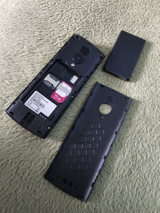Vând telefoane Nokia 150