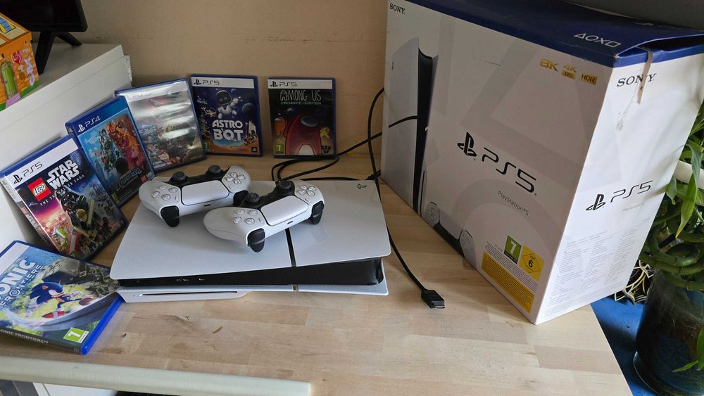 Ps 5 slim с игри