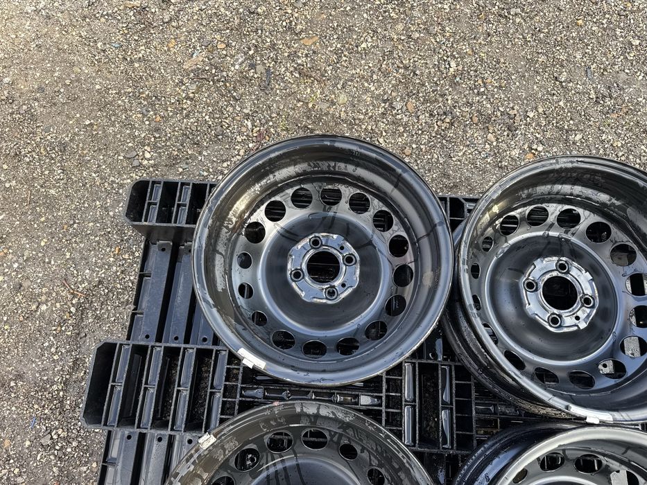 4бр.Оригинални джанти 15цола 4x100 за Renault,Dacia,Nissan,Smart