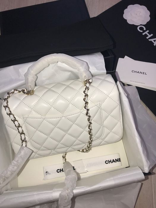 Chanel бяла чанта