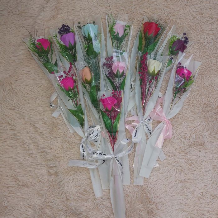 Цвята от съпун за 8 март