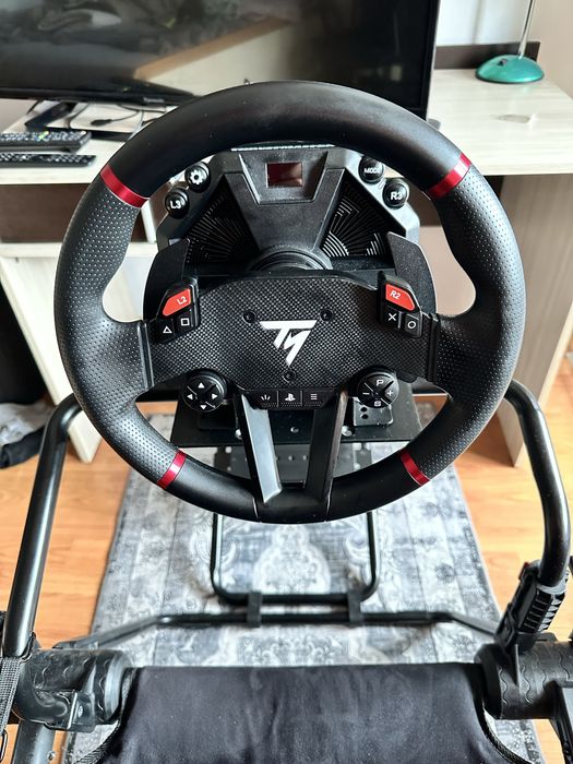 Playstation 5 Slim, Thrustmaster T598 и седалка Next Level Racing F-Gt Lite