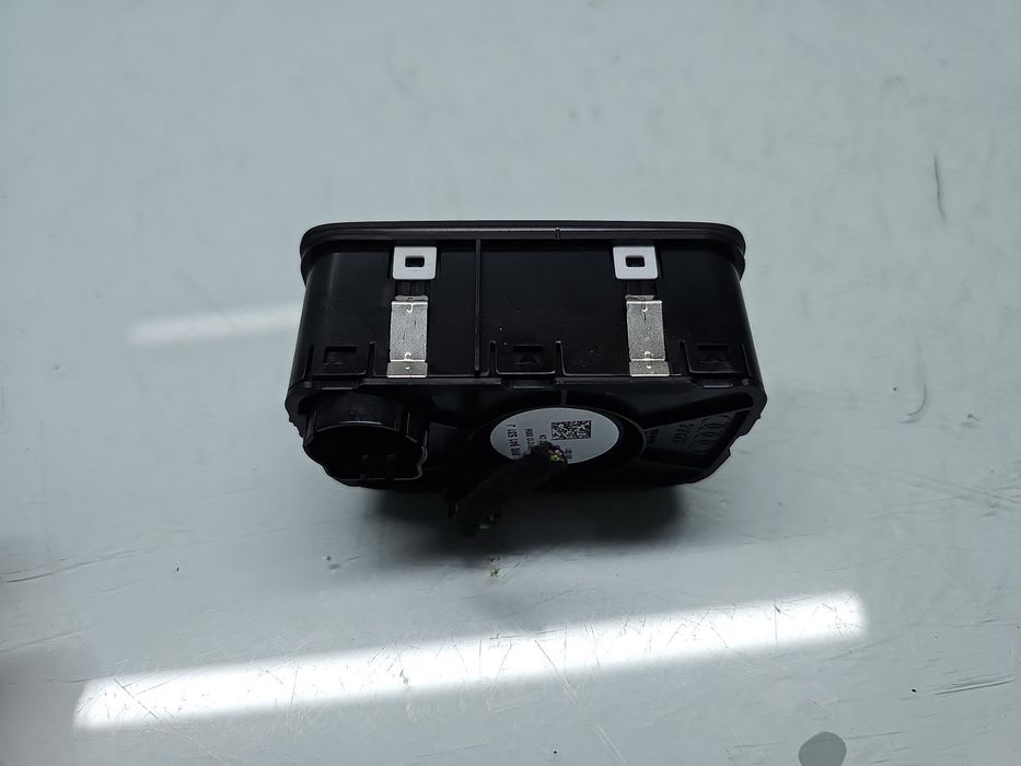Bloc lumini AUDI A3 (8V1) [Fabr 2012-prezent] 8V0941531J