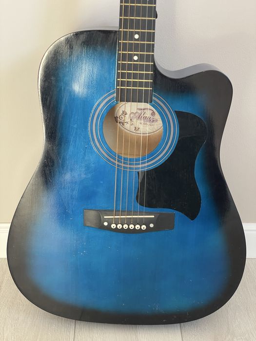 Акустическая гитара +чехол в подарок