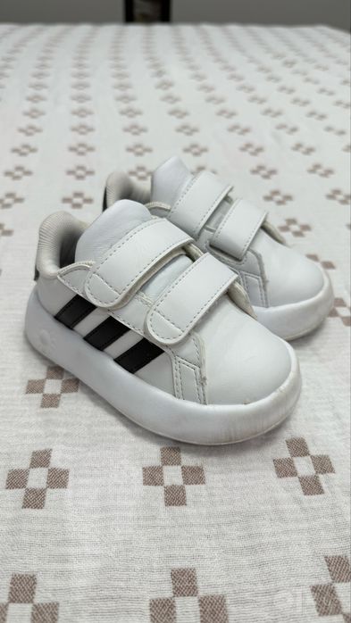 Adidas bubble кроссовки детские 22 размер