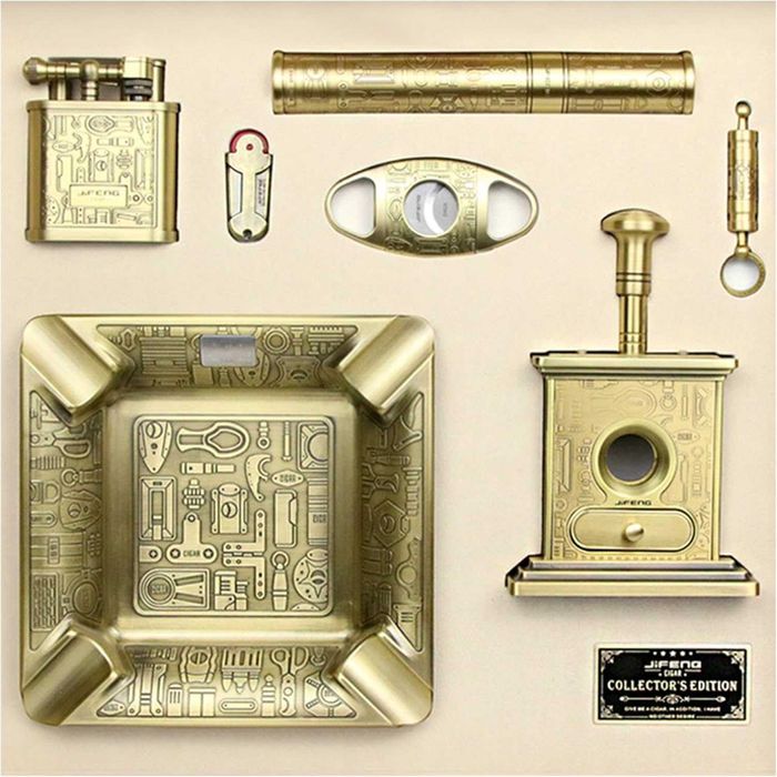 Подаръчен комплект пепелник,запалка,ножица,гилотина,туба,пънчър пури