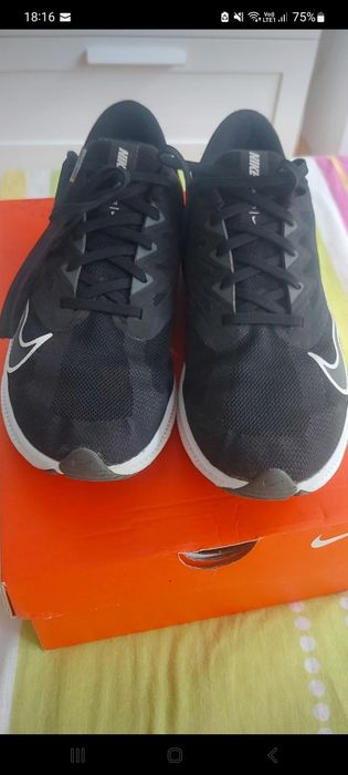 Nike running marimea 39