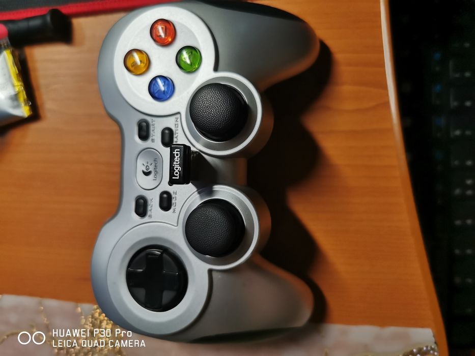 Controller PS 4 & logitech GamepadF710