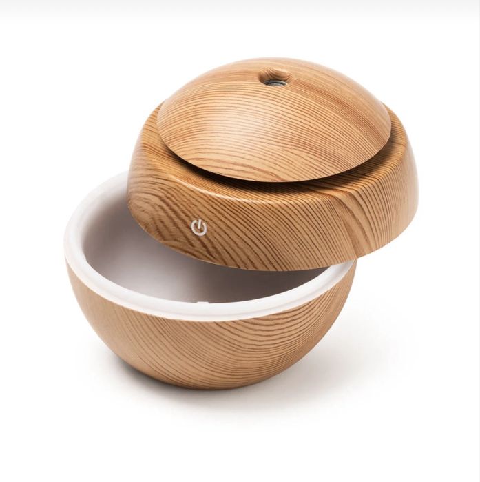 арома дифузер с LED подсветка – дървен дизайн