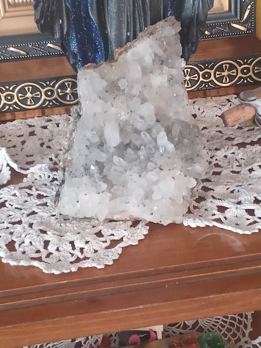 Floare de mina proveniență mina Săsar. Calcită.cuart