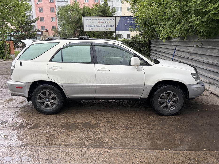 Шины с дисками на Lexus RX 300