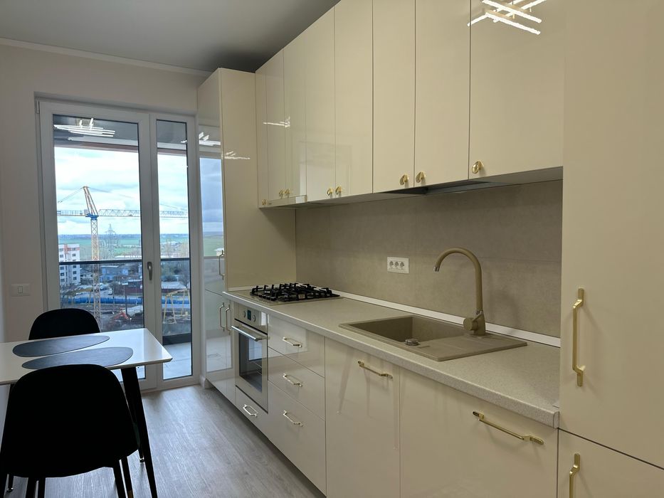 Inchiriez ap 2 camere