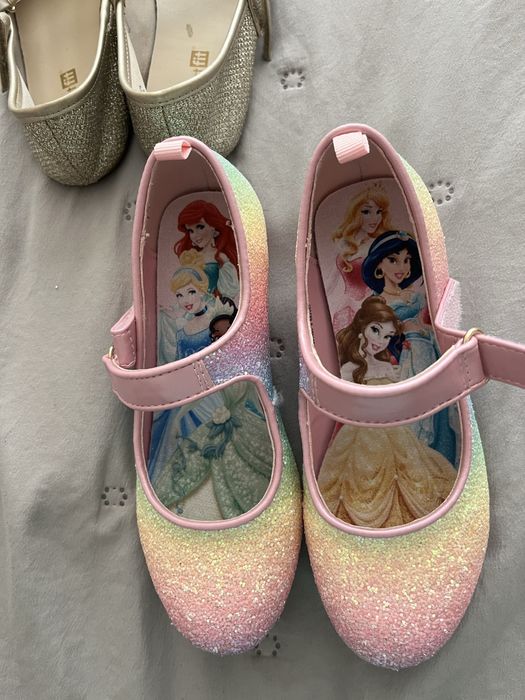 Лот бляскави обувчици