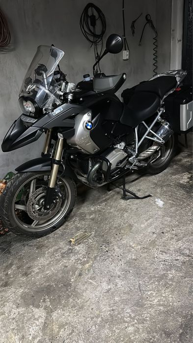 VÂND SAU SCHIMB CU BMW S 1000 RR SI ofer diferenta
