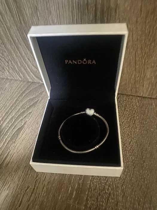Оригинална Гривна Pandora