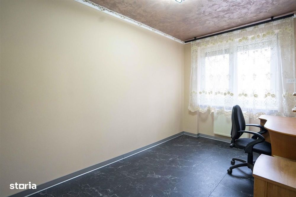 Apartament cu 3 camere pe str. Aluminei