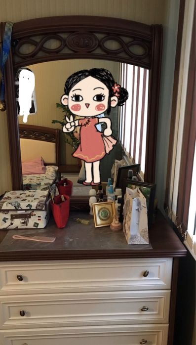 Комод с зеркалом